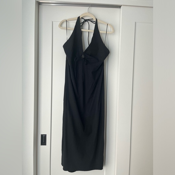 Abercrombie & Fitch Black O-Ring Halter Dress - Picture 4 of 6